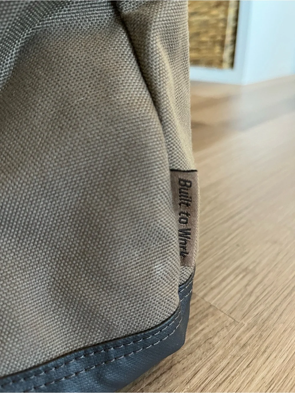 Duluth Trading Co Waxed Canvas Weekender Duffel Bag Brown Large Travel Carry On